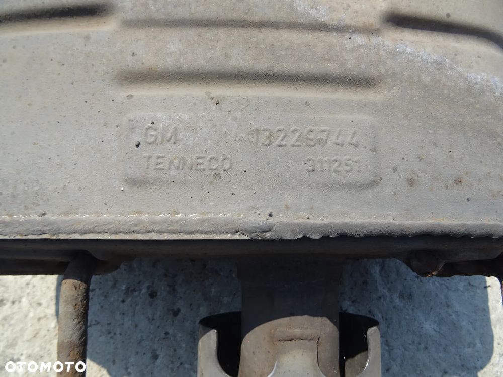 OPEL INSIGNIA A SEDAN HB CZARNY Z22C ZDERZAK TYŁ DYFUZOR DWA WYDECHY - 13