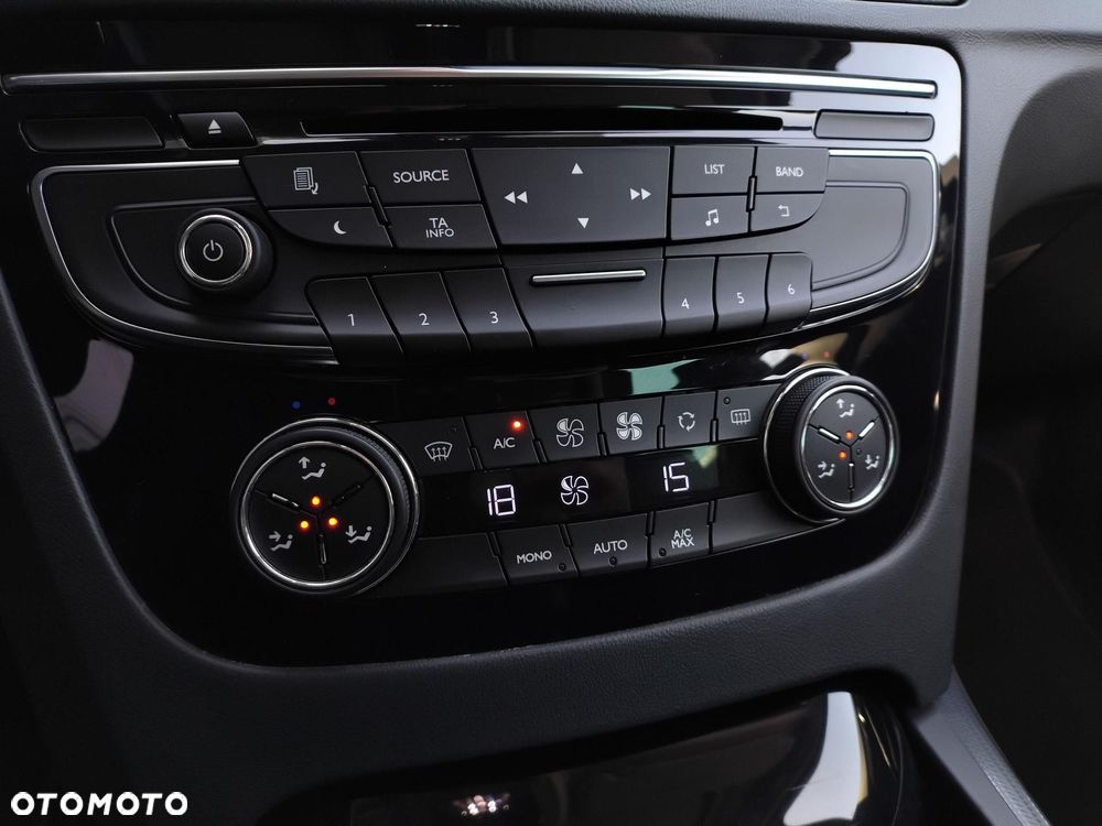 Peugeot 508 1.6 T Business Line - 18