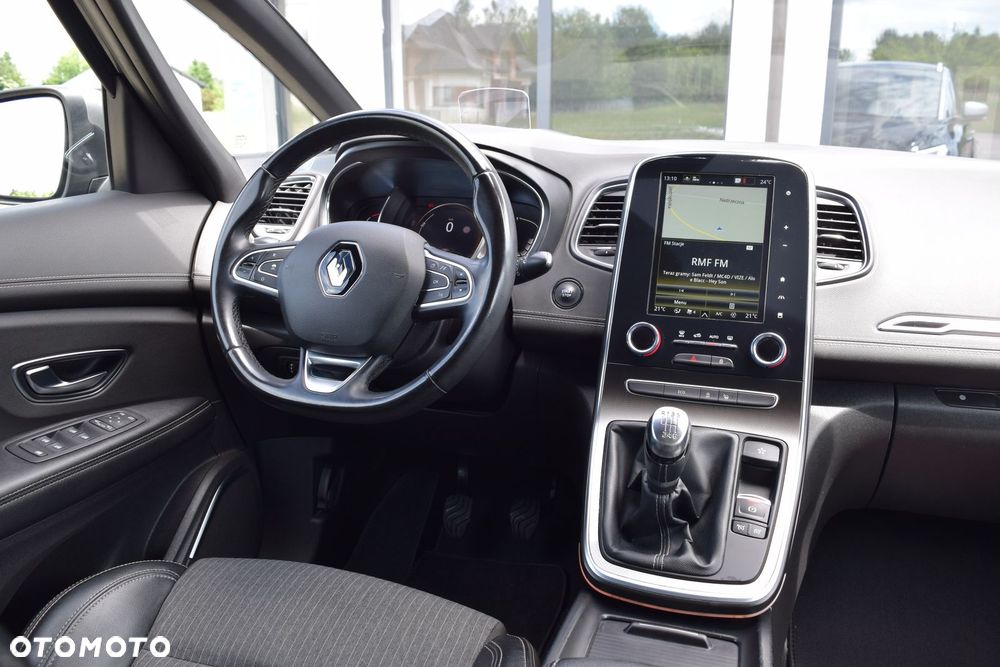 Renault Grand Scenic Gr 1.3 TCe FAP Intens - 29