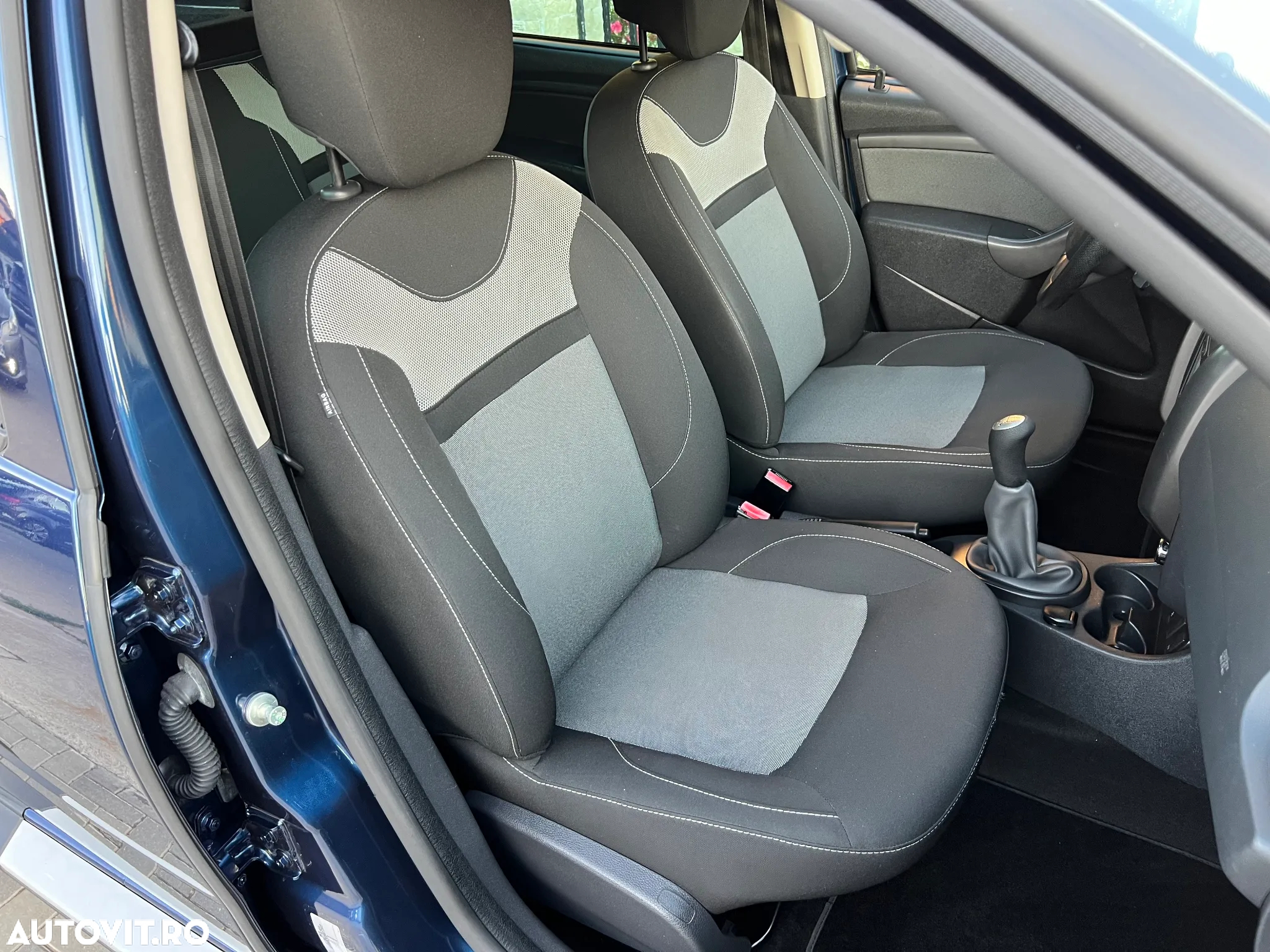 Dacia Duster 1.6 SCe Essential - 14