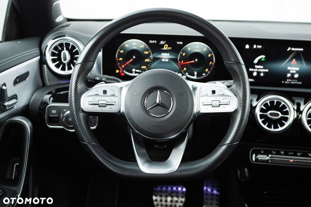 Mercedes-Benz CLA 200 AMG Line 7G-DCT - 24