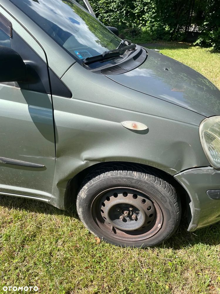 Toyota Yaris 1.0 Luna - 6
