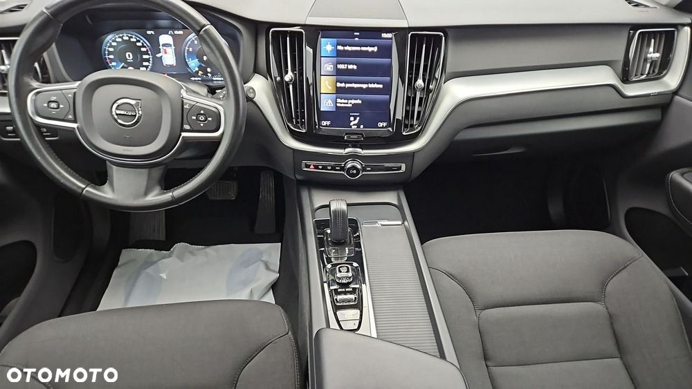 Volvo XC 60 B4 B Momentum - 13