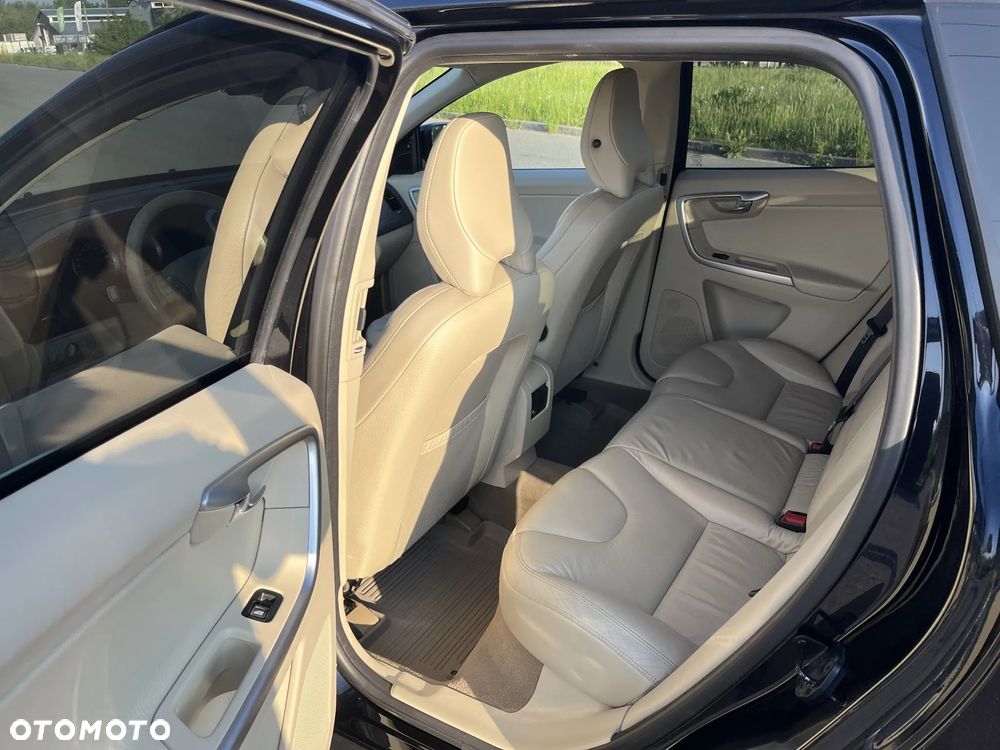 Volvo XC 60 - 10