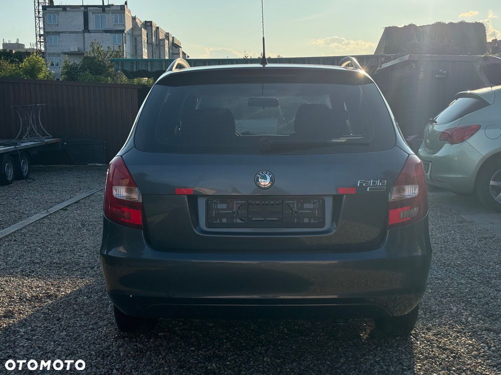 Skoda Fabia 1.2 HTP Ambiente - 6