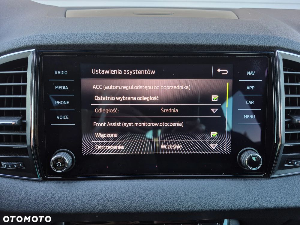 Skoda Karoq 1.5 TSI ACT 4x2 Style DSG - 30