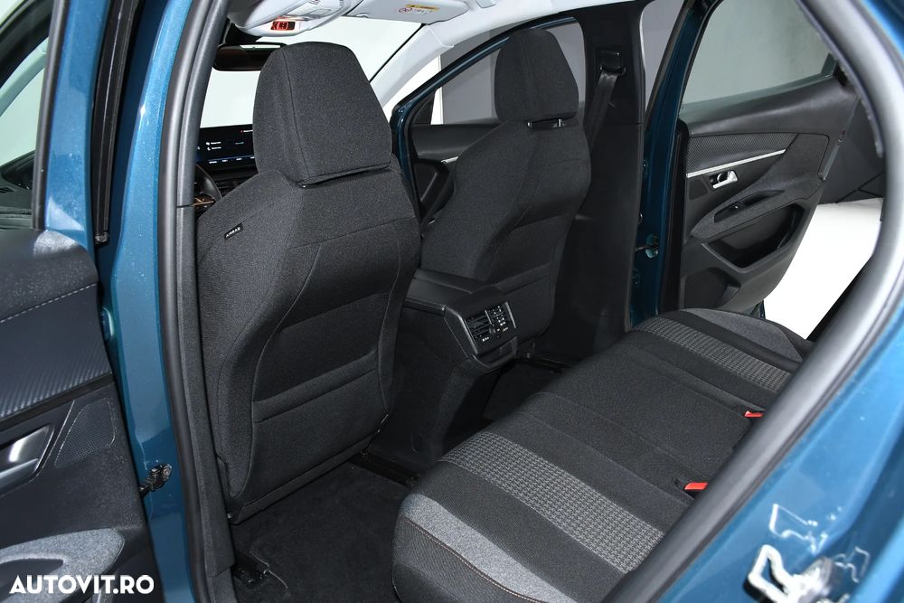 Peugeot 3008 1.2 PureTech Turbo S&S EAT8 Allure - 13