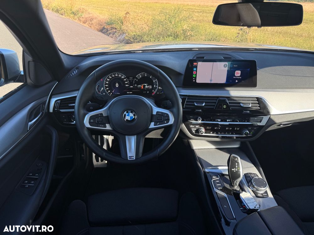 BMW 5 Series 2019 — imagine 6