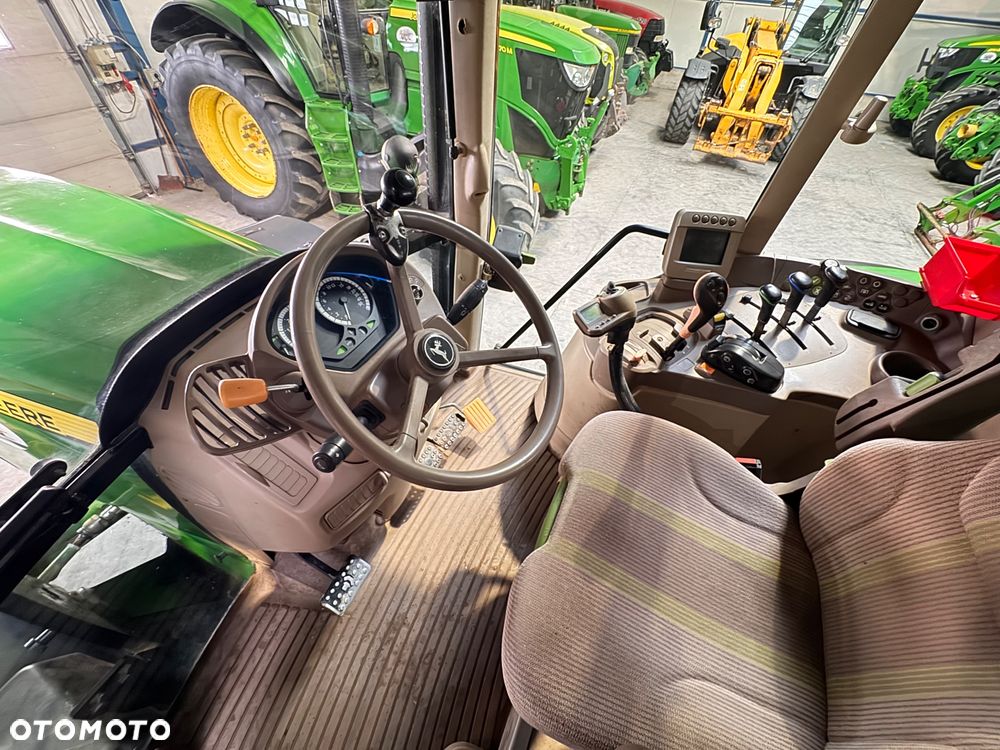 John Deere 6930 Premium - 8