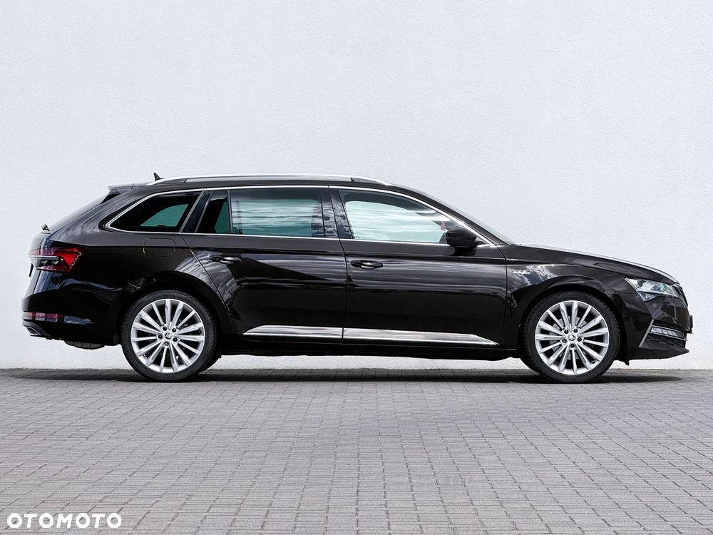 Skoda Superb 2.0 TSI L&K DSG - 4