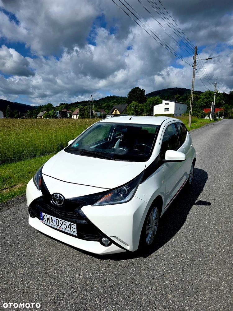 Toyota Aygo x-play Eco - 22