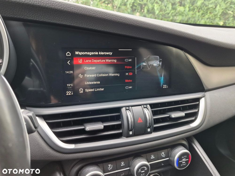 Alfa Romeo Giulia 2.2 D Turbo Sprint - 21