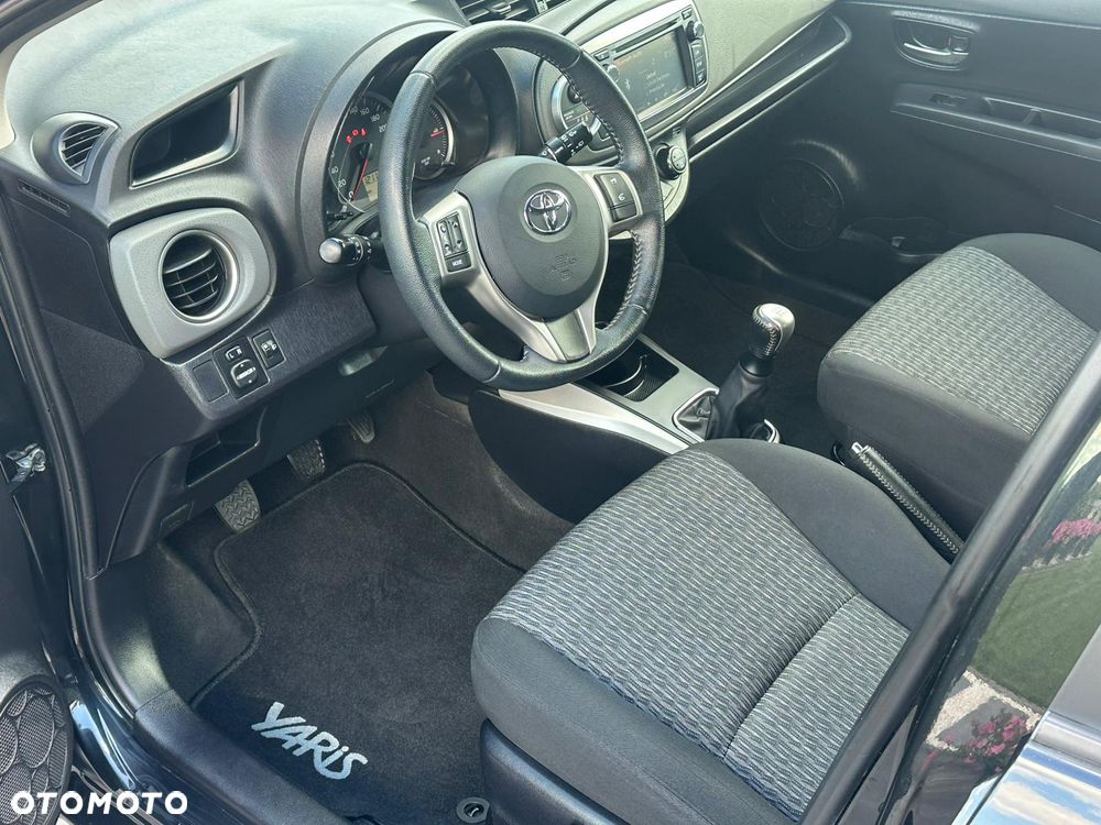 Toyota Yaris - 13