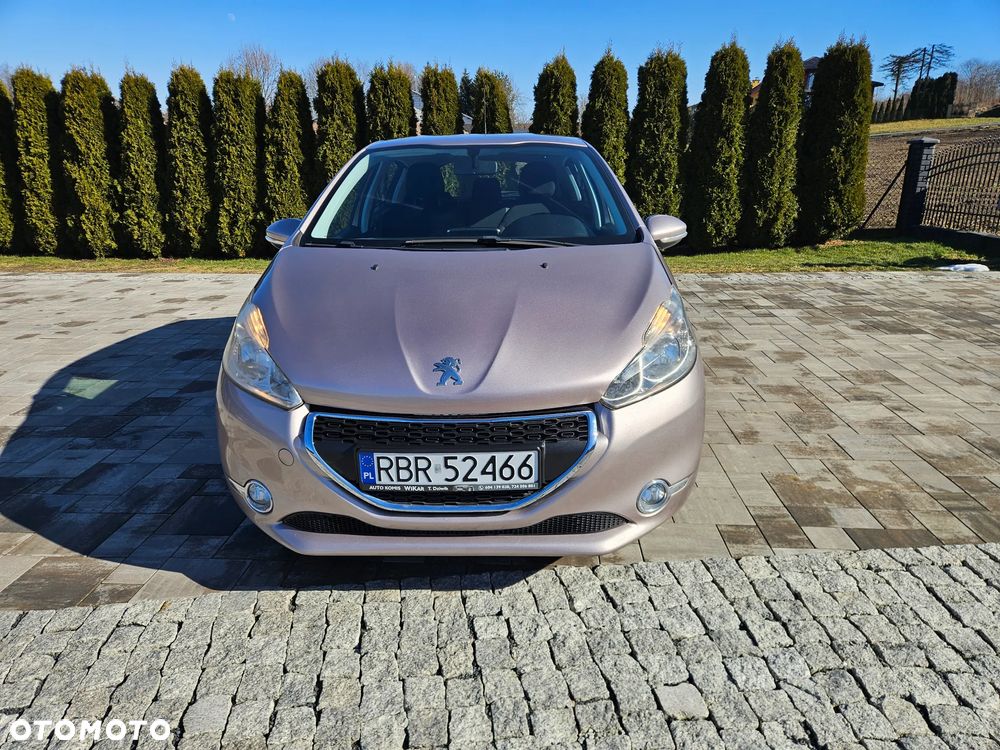 Peugeot 208 82 PureTech Style - 17