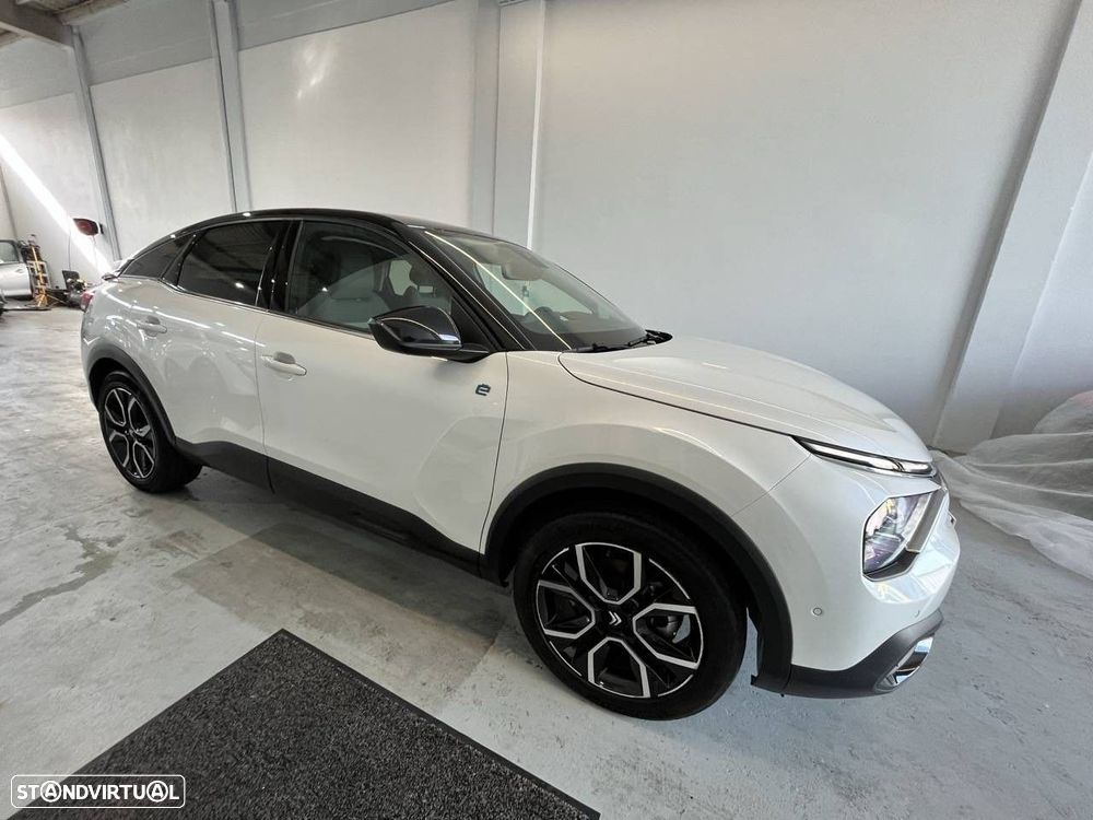 Citroën e-C4 50 kWh Shine - 6