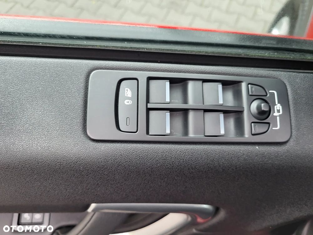 Land Rover Discovery Sport ver-2-0-d150 - 13