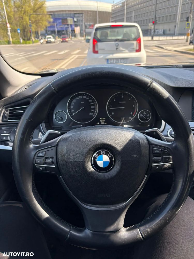 BMW Seria 5 520d - 2