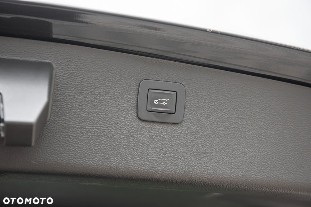 Opel Astra 1.4 T Dynamic S&S - 31