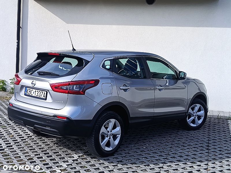 Nissan Qashqai - 11