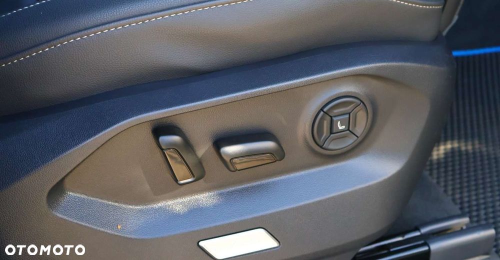 Volkswagen Touareg - 21