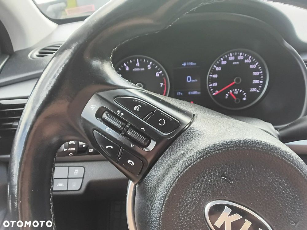 Kia Rio - 25