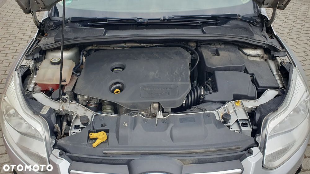 Ford Focus 1.6 TDCi DPF Trend - 9