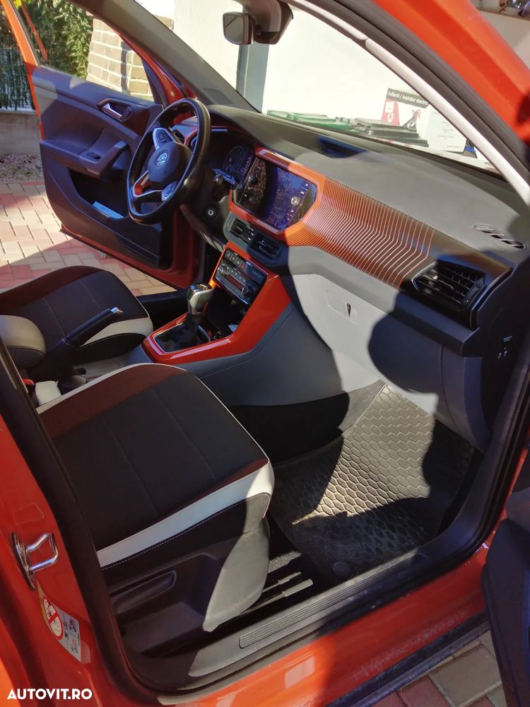 Volkswagen T-Cross - 9