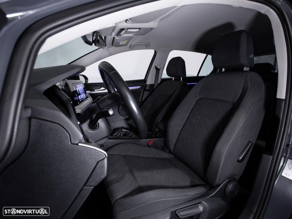 VW Golf 2.0 TDI Conceptline - 9