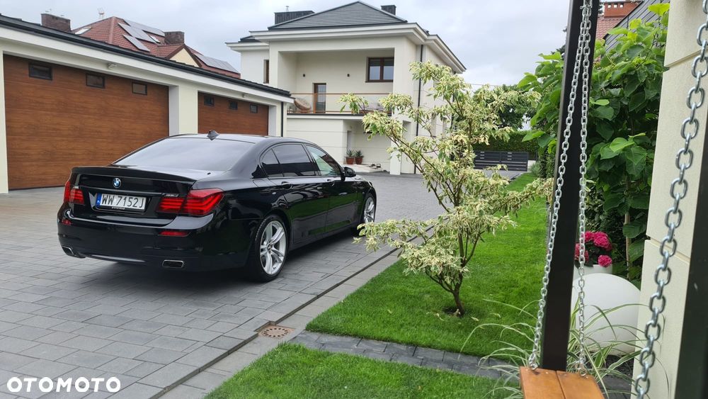 BMW Seria 7 740Li - 10