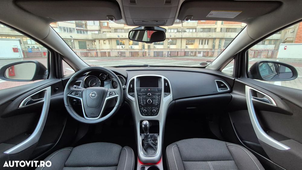 Opel Astra 1.7 CDTI DPF 150 Jahre - 8