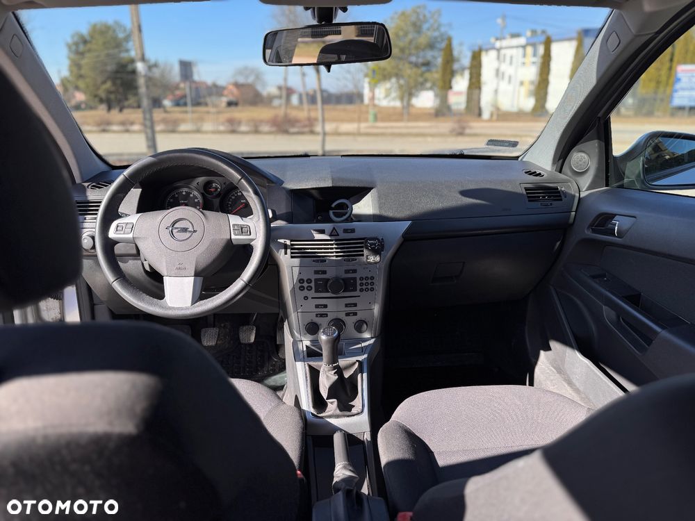 Opel Astra 1.6 - 10