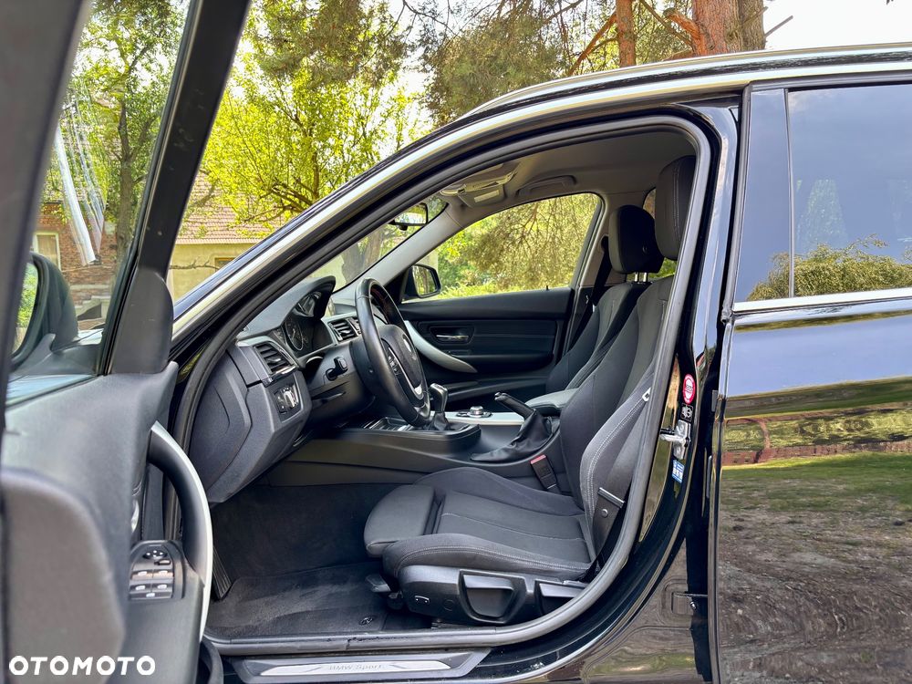 BMW Seria 3 316i Modern Line - 16