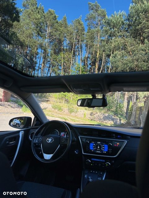 Toyota Auris 1.8 HSD Prestige NAVI - 25