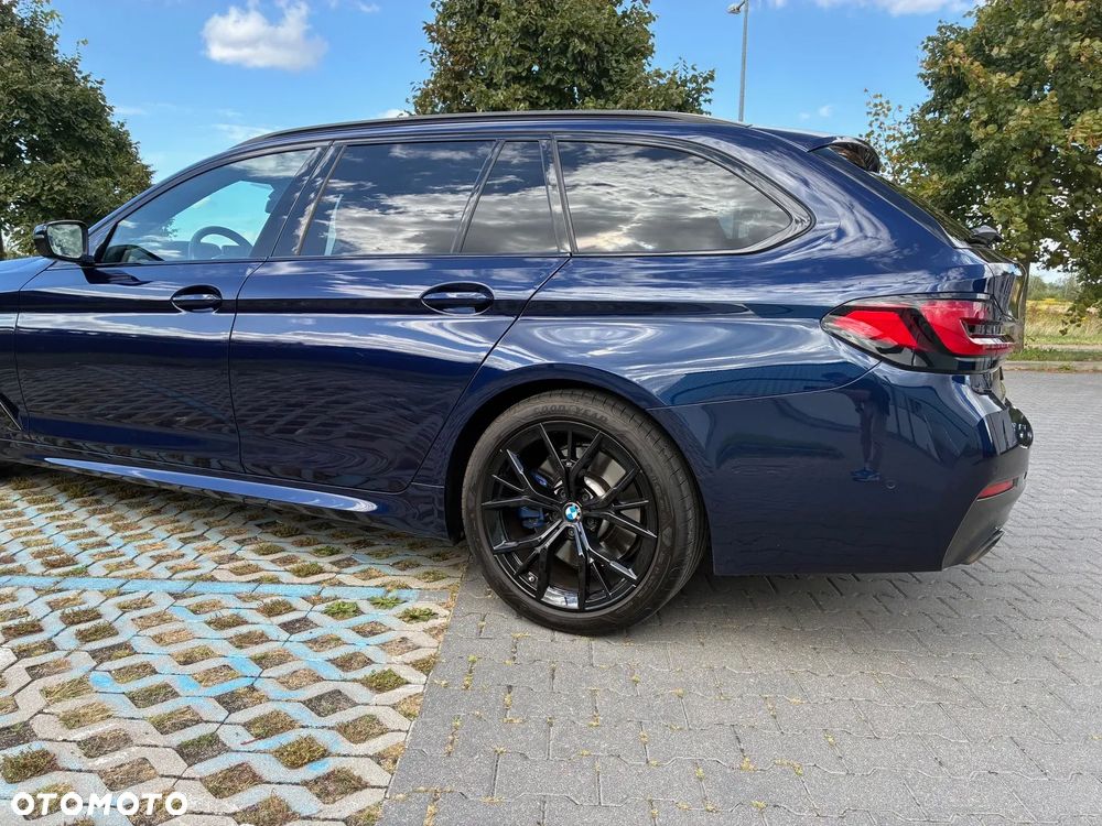 BMW Seria 5 530i xDrive - 6