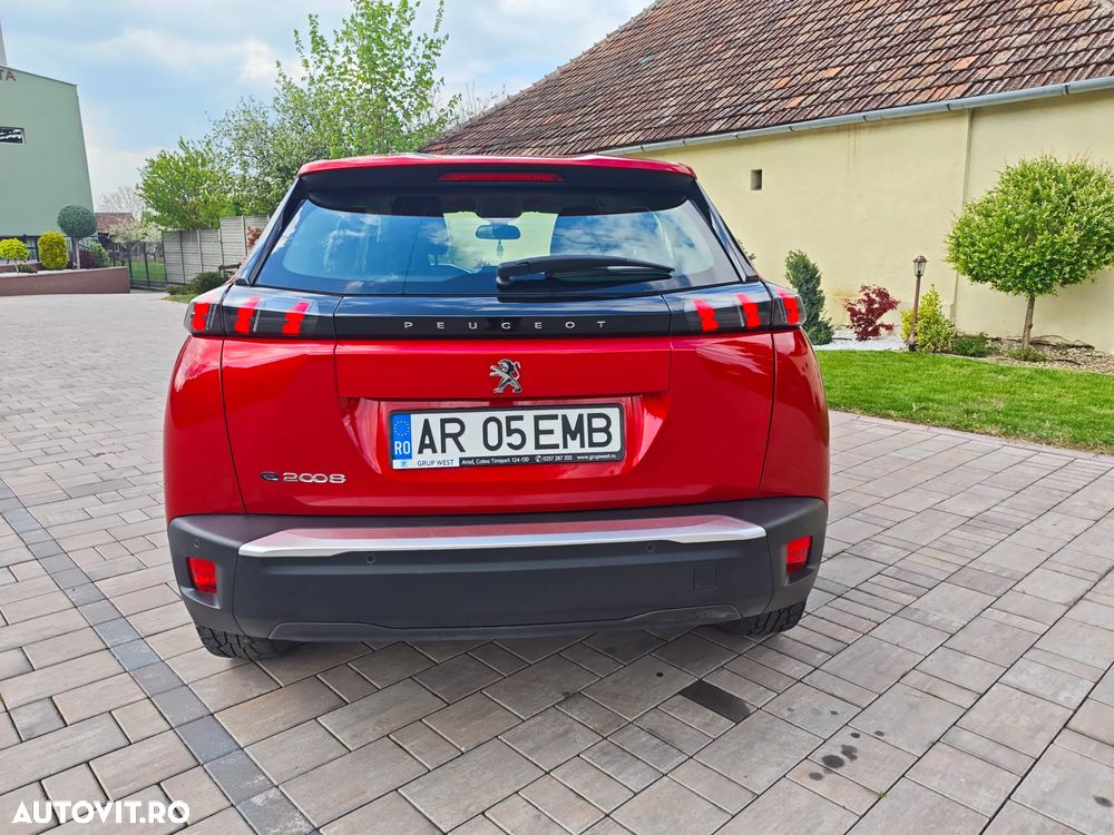 Peugeot 2008 50 kWh Allure - 4