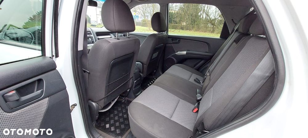 Kia Sportage 2.0 d Freedom - 16