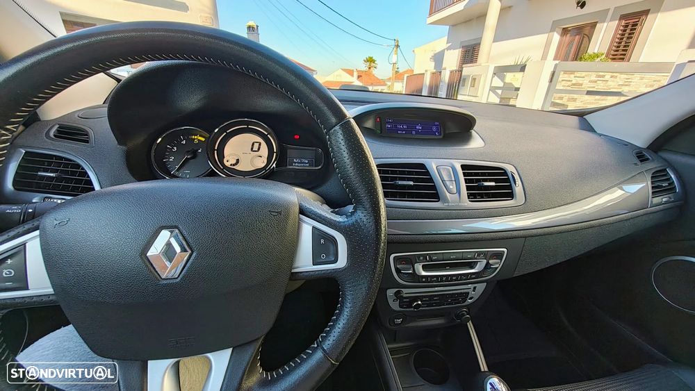 Renault Mégane Sport Tourer 1.5 dCi Luxe SS - 12