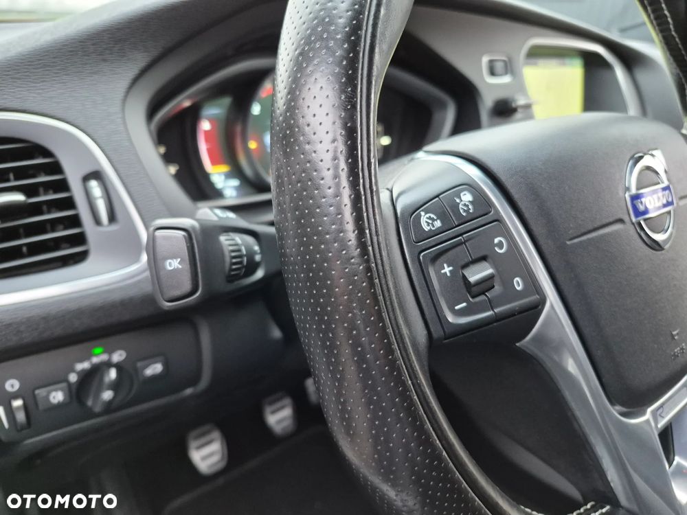 Volvo V40 D4 RDesign - 13
