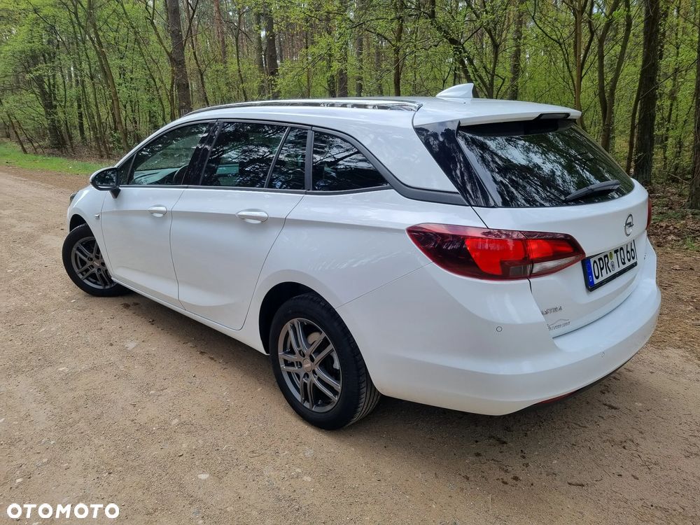 Opel Astra 1.6 CDTI Sport - 26