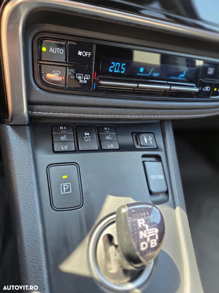 Toyota Auris - 14