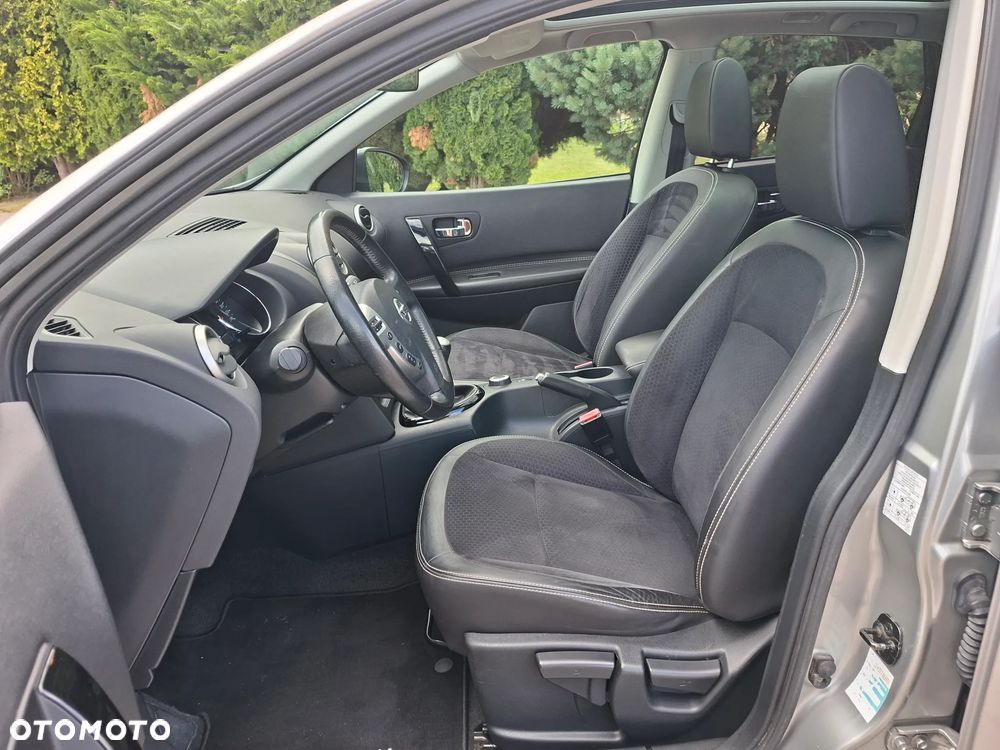 Nissan Qashqai 2.0 4x4 Tekna Premium - 22