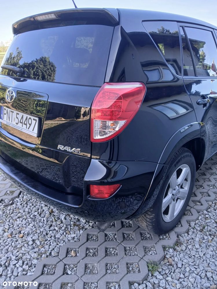 Toyota RAV4 2.2 D-4D Sol 180 - 3