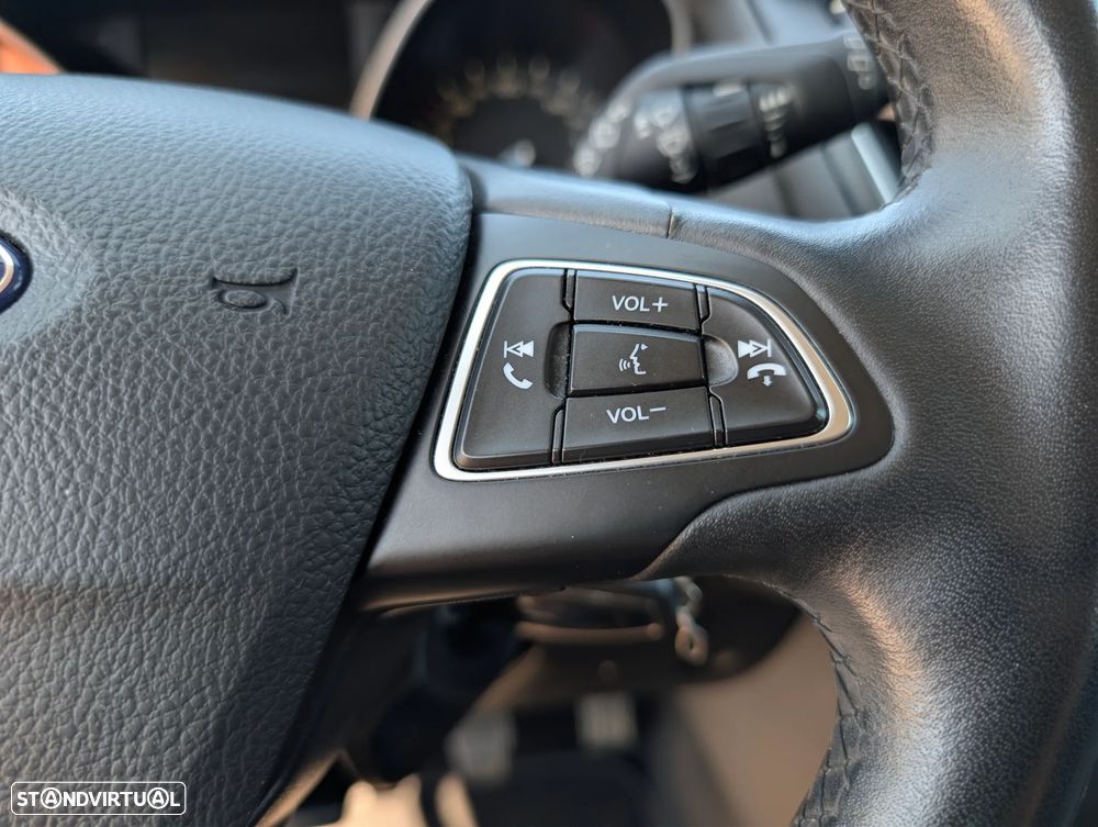 Ford Focus SW 1.0 EcoBoost S&S TITANIUM DESIGN — fotografia 13