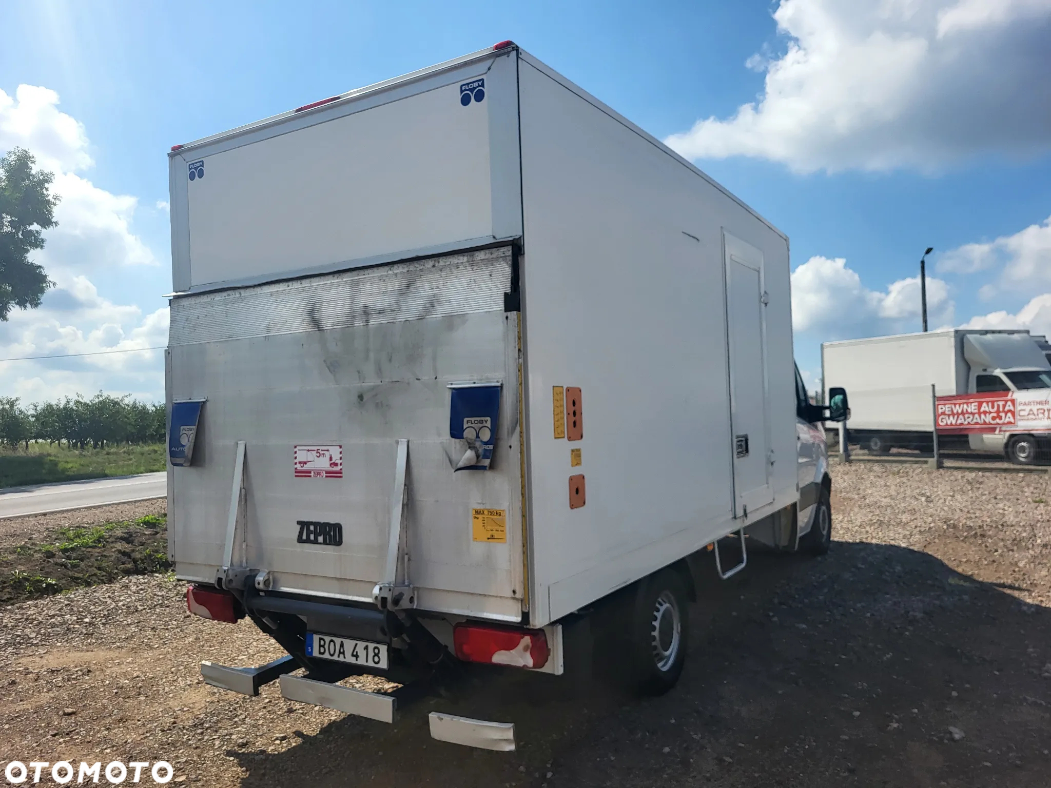 Volkswagen Crafter - 13