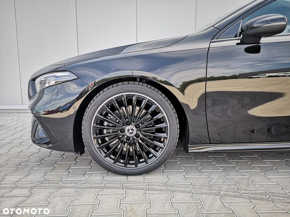 Mercedes-Benz Klasa A 220 4-Matic AMG Line 8G-DCT - 8