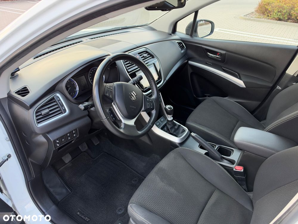 Suzuki SX4 S-Cross - 18