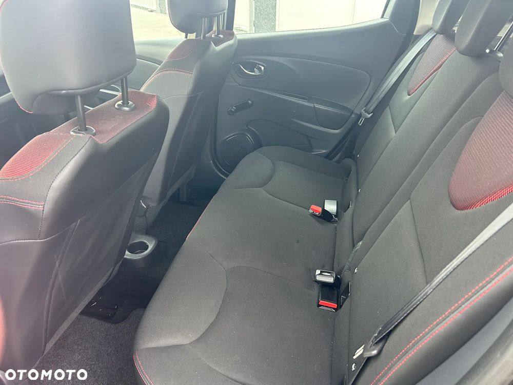 Renault Clio 1.2 16V 75 Business - 22