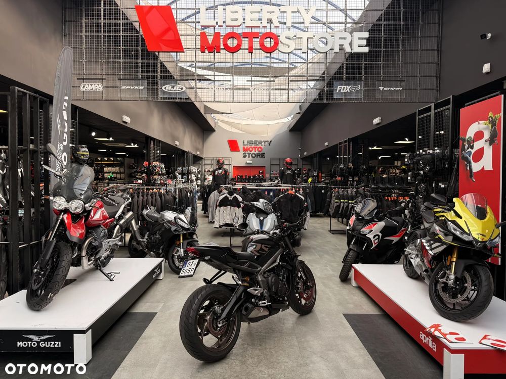 Triumph Street Triple - 7