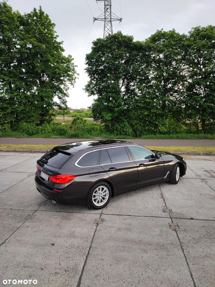 BMW Seria 5 520d - 7