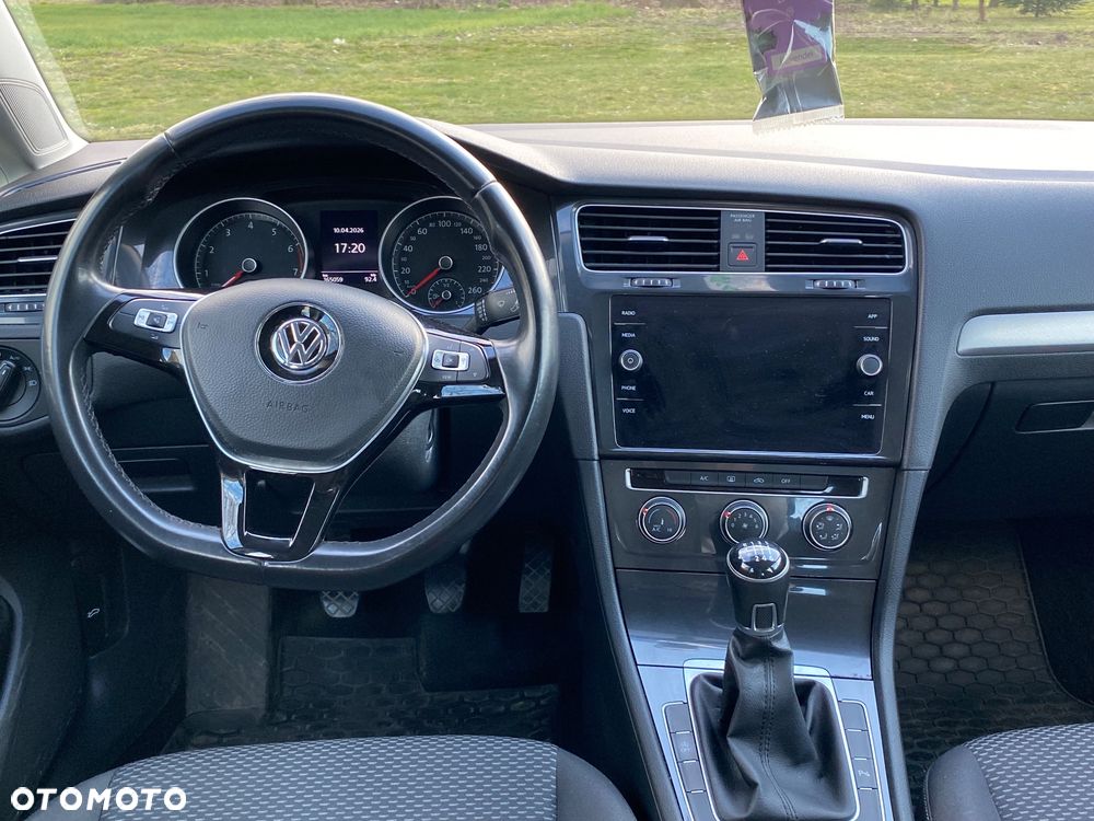 Volkswagen Golf 1.5 TSI BMT Comfortline - 5